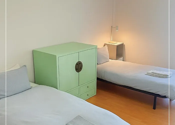 Six By Up I Your Away From Apartmán